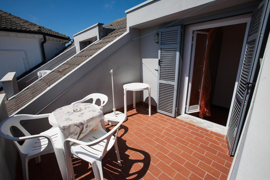 Residence Rta Villa Marina Imperia Exteriér fotografie