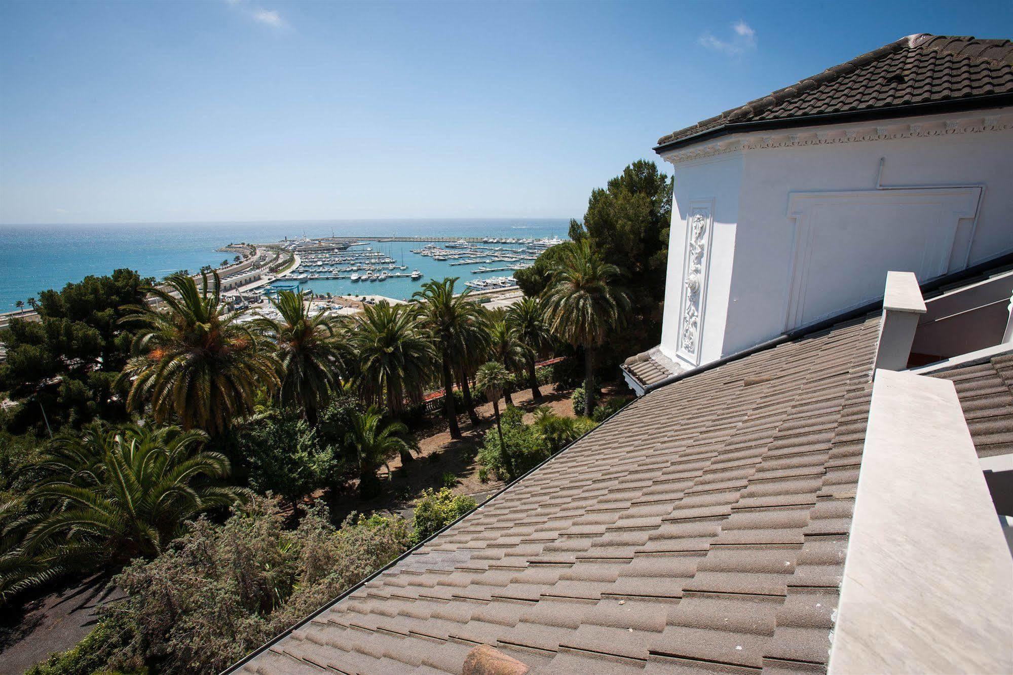 Residence Rta Villa Marina Imperia Exteriér fotografie