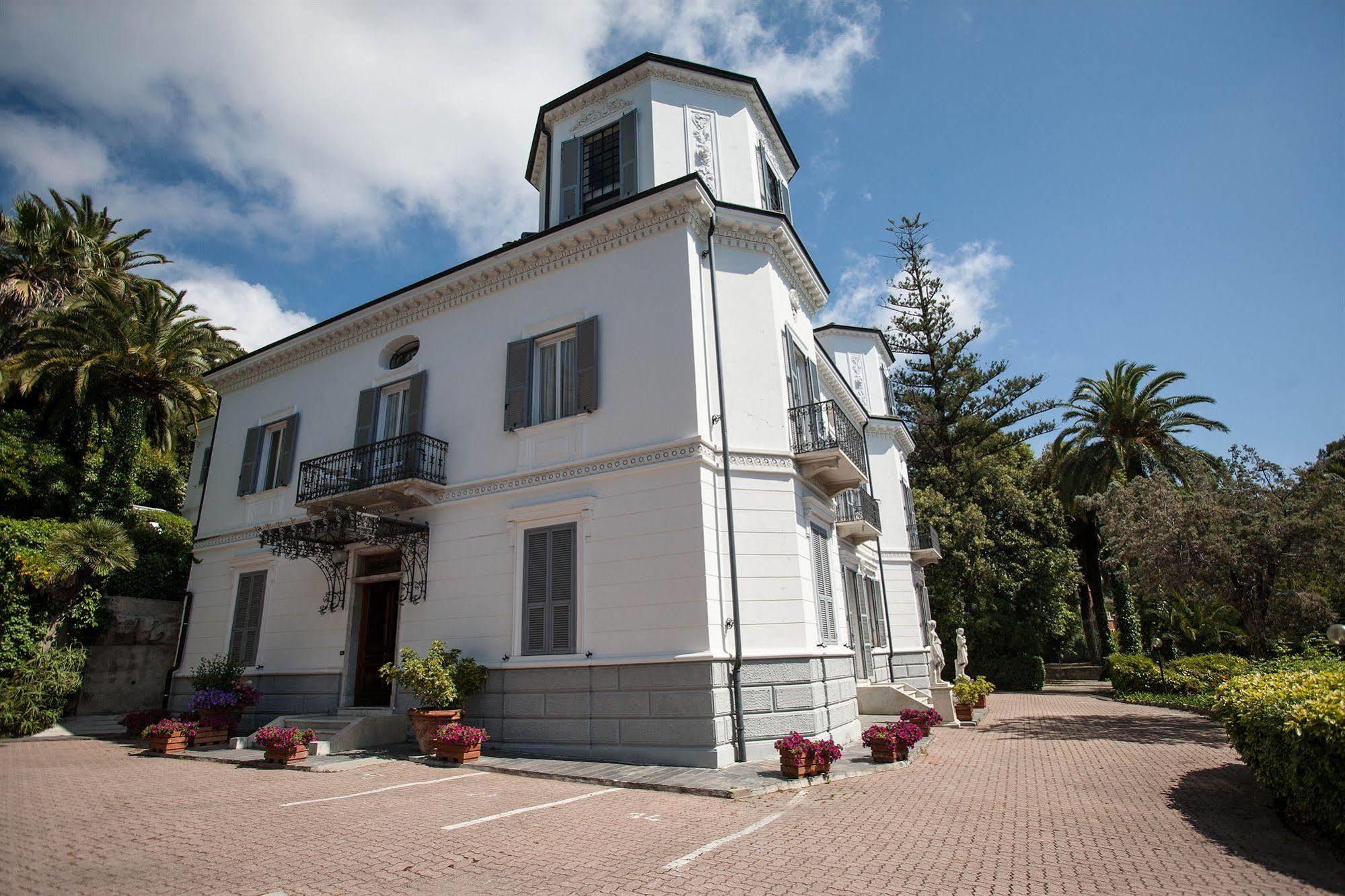 Residence Rta Villa Marina Imperia Exteriér fotografie
