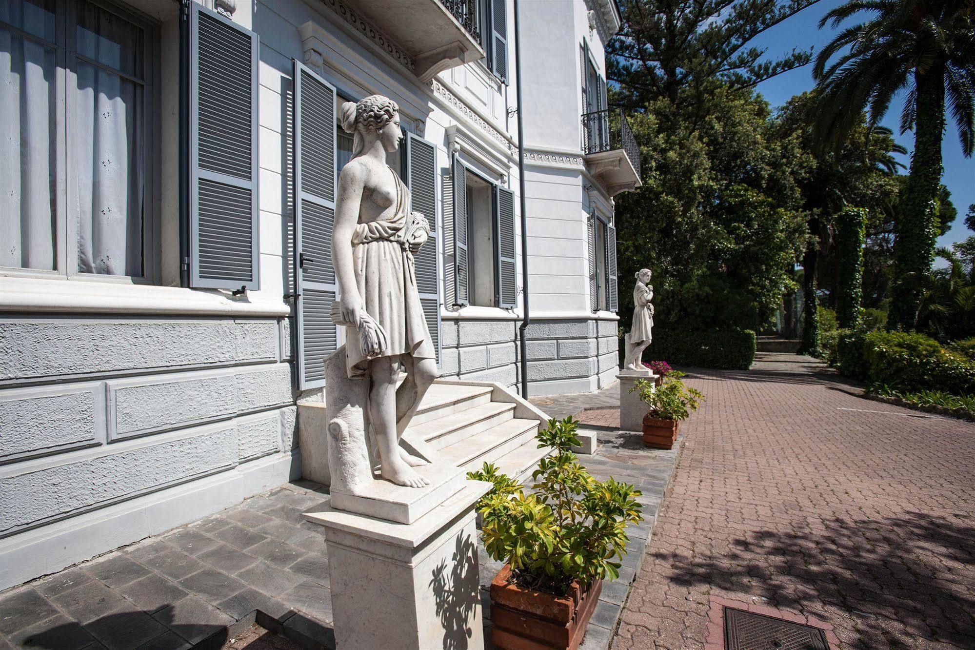 Residence Rta Villa Marina Imperia Exteriér fotografie