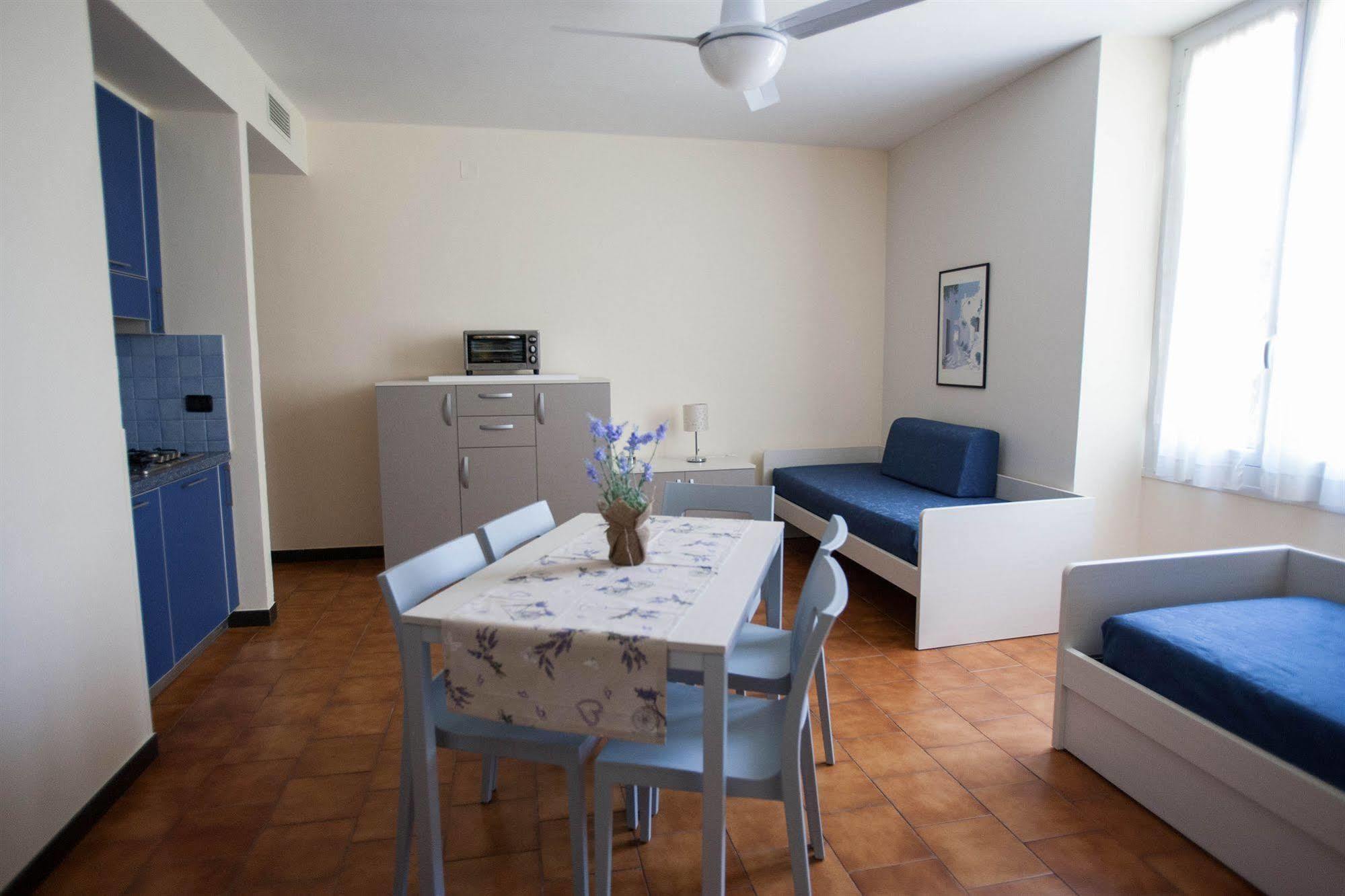 Residence Rta Villa Marina Imperia Exteriér fotografie
