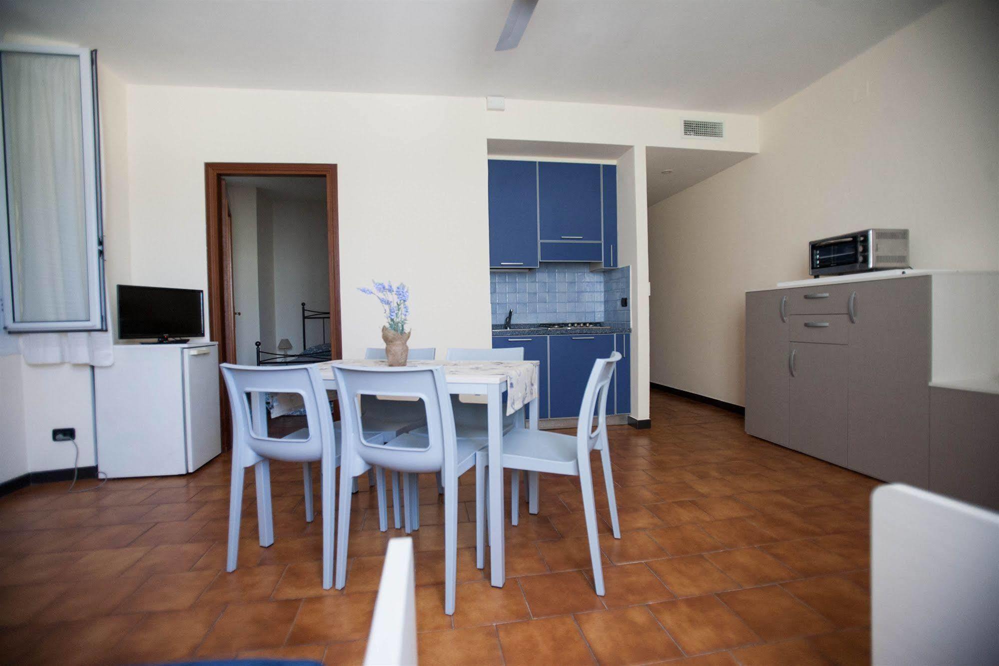 Residence Rta Villa Marina Imperia Exteriér fotografie