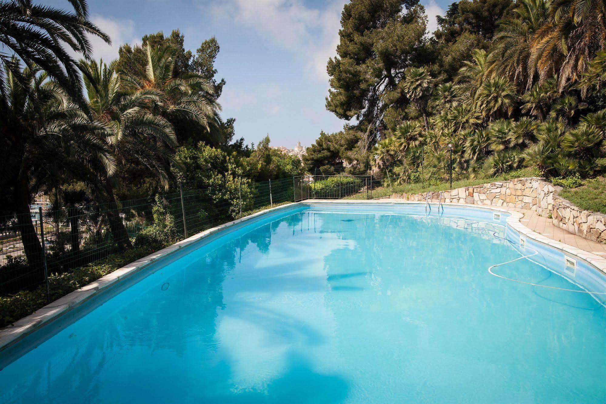 Residence Rta Villa Marina Imperia Exteriér fotografie