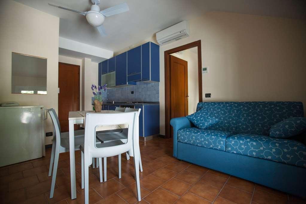 Residence Rta Villa Marina Imperia Pokoj fotografie