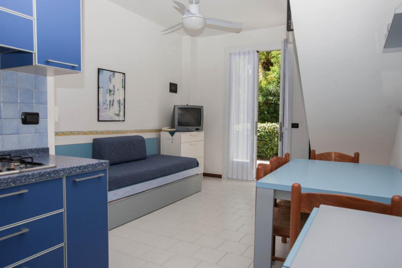Residence Rta Villa Marina Imperia Exteriér fotografie